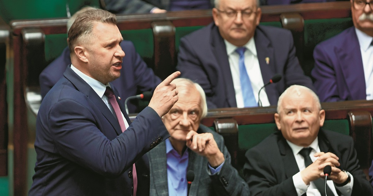 W PiS wyścig o schedę. „Czarnek nie jest taki głupi, jest na liście, ale się nie wychyla”