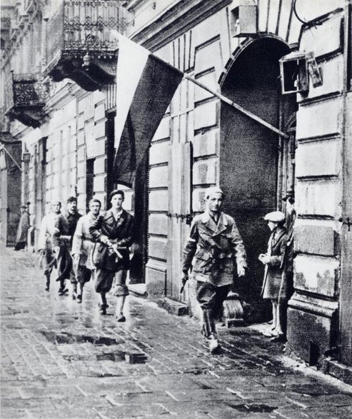 Powstańczy patrol.