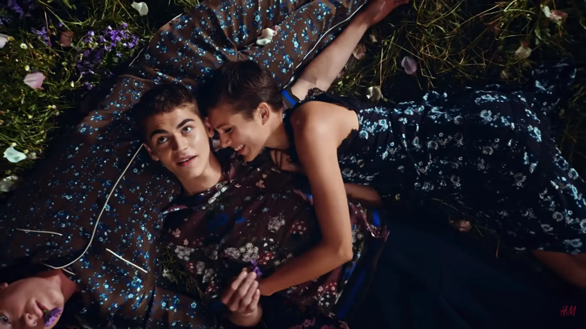 Baśniowy klimat i co za historia! Reklama Erdem x H&M to najpiękniejszy film tej jesieni