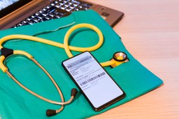 Walka z receptomatami odsuwa się w czasie. Resort „pracuje nad projektem”