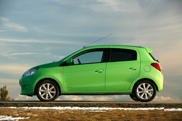 Mitsubishi space star