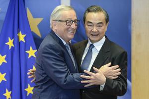 UE zawrze z Chinami umowę o ochronie inwestycji? Rozmowy przyśpieszył Trump