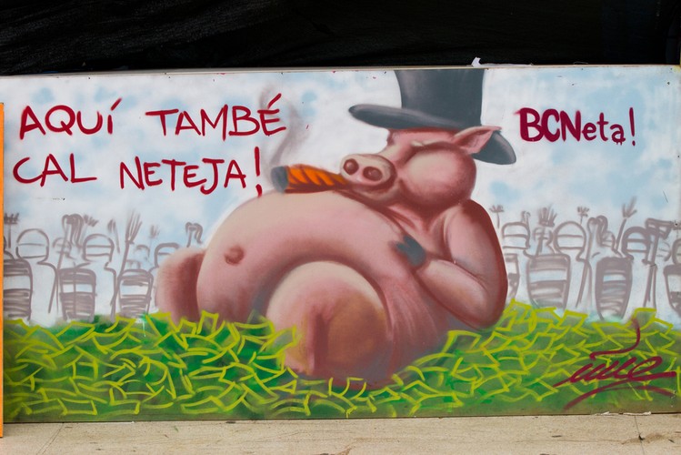 Kupuj obligacje strefy euro (ale ostrożnie). „Od ostatniego lata, obserwujemy istotny postęp w kwestii trwałego rozwiązania  kryzysu zadłużenia. Postęp ten ma związek z wprowadzeniem unii bankowej i programu wykupu europejskich aktywów przez Europejski Bank Centralny (tzw. OMT). Co prawda wciąż pozostaje mnóstwo politycznych niepewności, a precyzyjny kształt unii bankowej dopiero się wyłania, jednak ryzyko na rynku obecnie znacznie się zmniejszyło. Powoli rozgrzewamy się do inwestowania w obligacje krajów strefy euro, i nie mówimy tu o niemieckich bundach” – mówi Andreas Utermann, główny analityk inwestycyjny Allianz Global Investors z Frankfurtu.