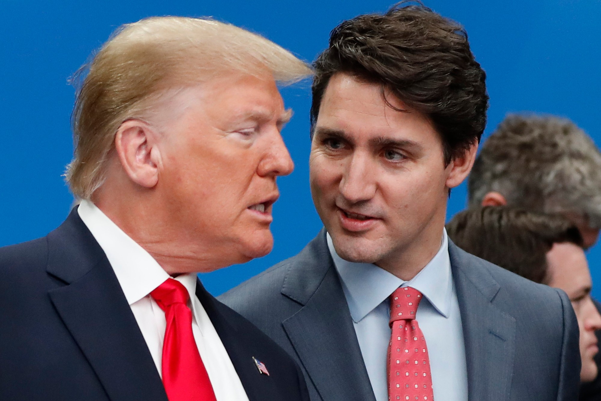 Donald Trump a Justin Trudeau pred stretnutím NATO v anglickom Watforde, 4. decembra 2019.