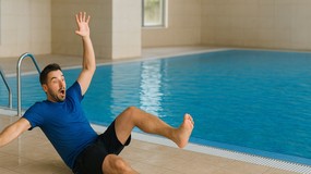 Kto odpowiada za wypadek na basenie? Odszkodowanie, zadośćuczynienie, a nawet renta od właściciela basenu - sprawdź, co wchodzi w grę