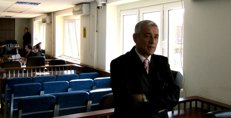 2014. godine protiv njega podignuta optužnica za ratne zločine na kosovu, zbog čega je hapšen i godinama držan u pritvoru. Najpre je nepravosnažno osuđen, a potom oslobođšen za ove "zločine"