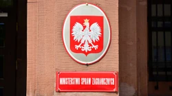 Cmentarz żołnierzy AK w Surkontach dewastowany przez służby. Reakcja polskiego MSZ