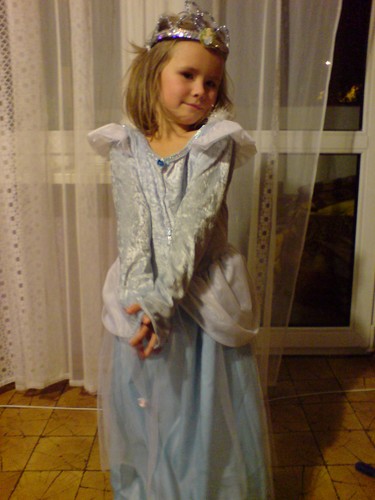 Dla Niuski Regulskiej w dniu Jej swieta!!!
Lubie Twoja słodką buzię...
...mój kochany łobuzie...
I serduszko Twoje gorące...
Dlatego chcę Ci dziś dać całusów tysiące...Godfather