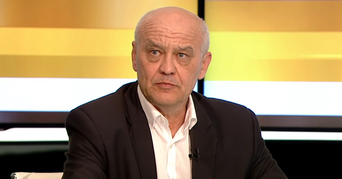 Váratlan bejelentés: lemondott egyéni képviselői mandátumáról Pápa polgármestere