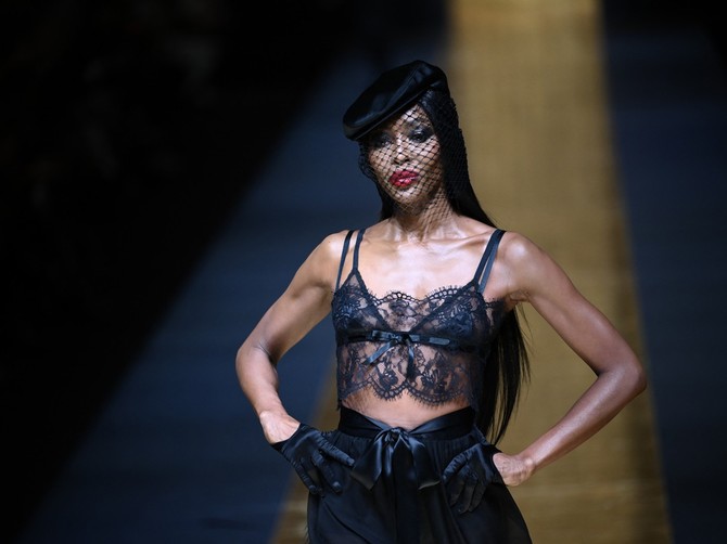 Naomi Kembel na Milanskoj nedelji mode