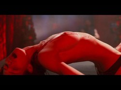 Naga Jessica Biel infekuje komputery