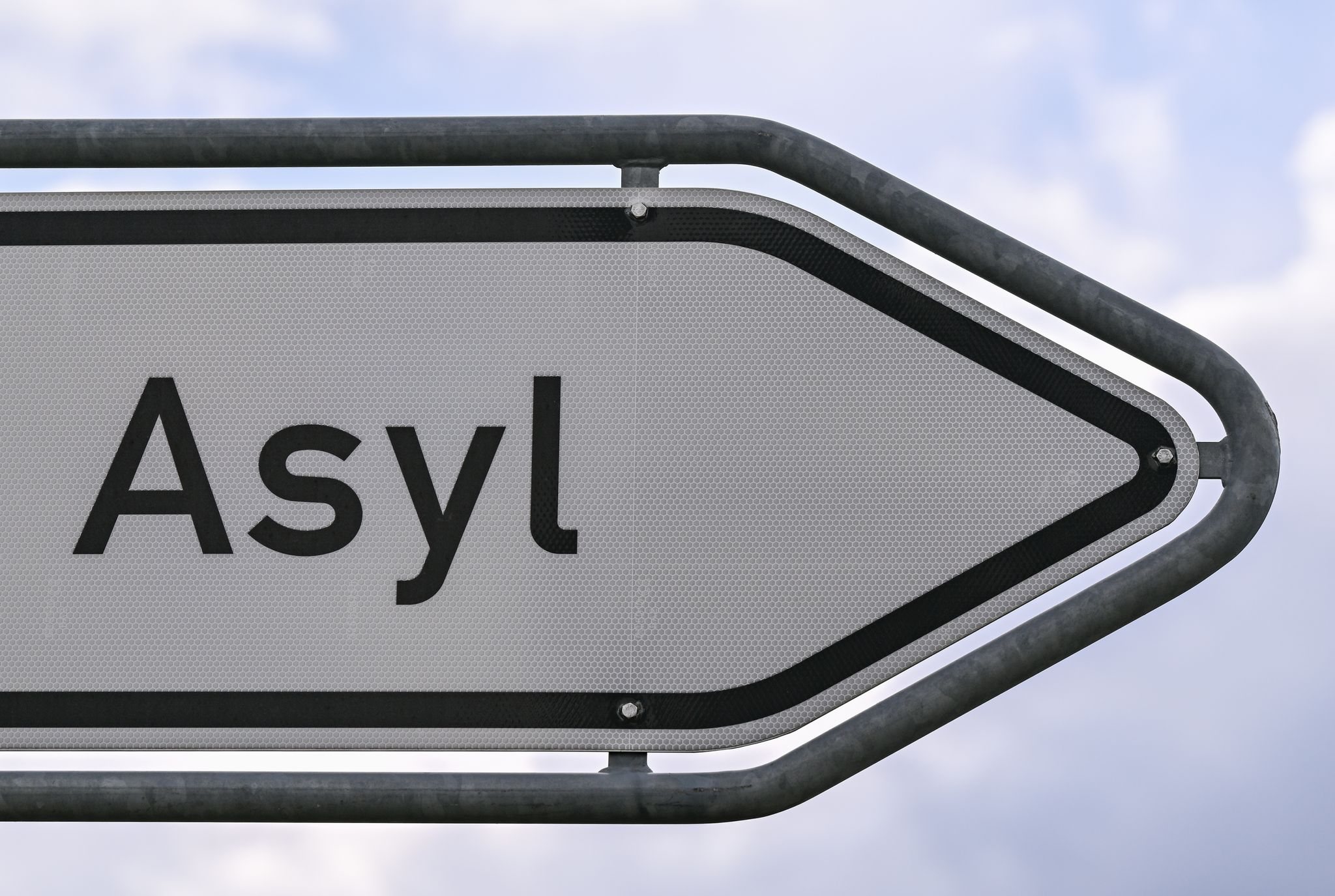 CSU fordert Abschiebe-Offensive und schnelle Rückkehr syrischer Flüchtlinge