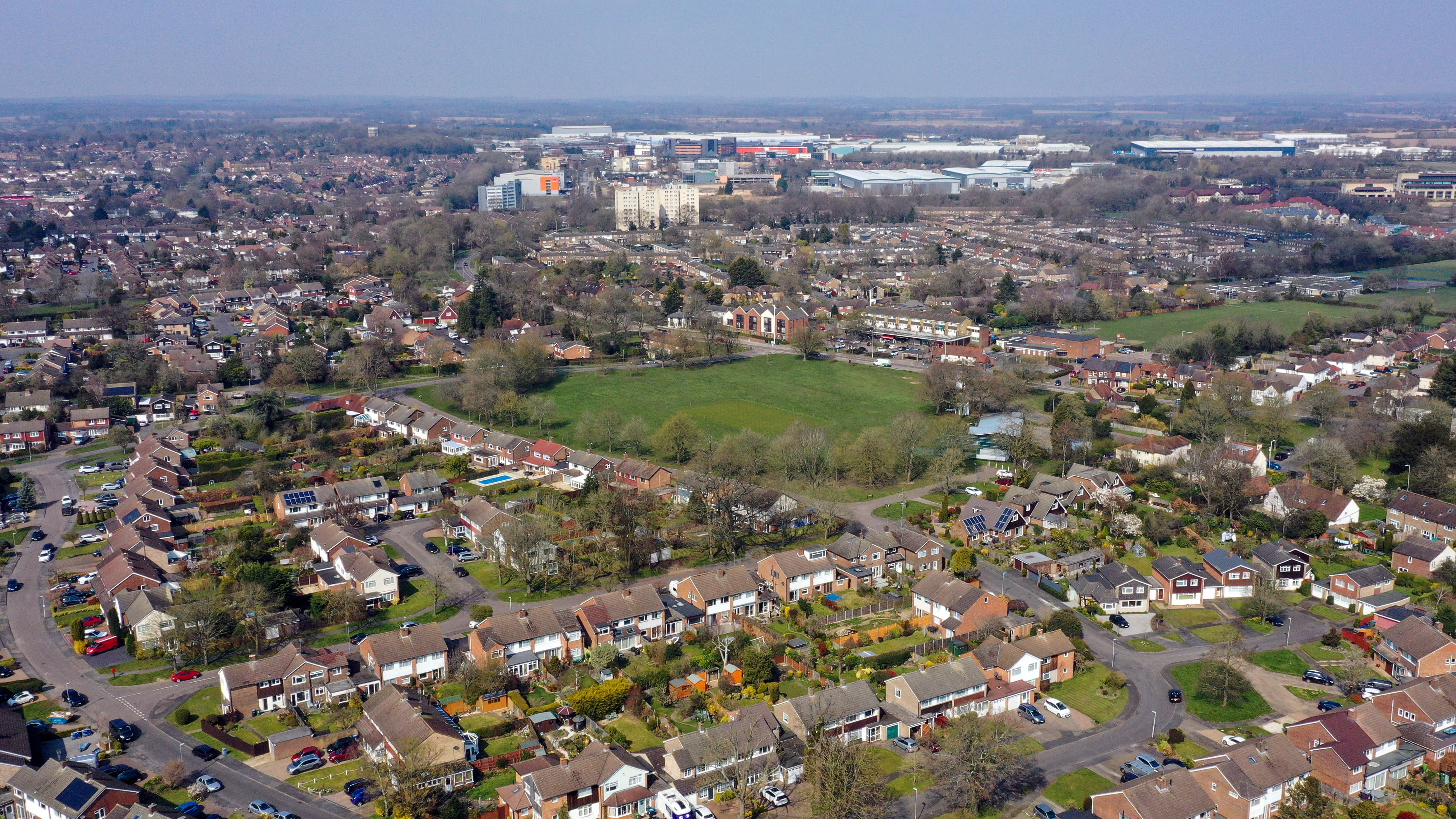 £300,000 milestone: Average UK home price hits record high despite affordability squeeze