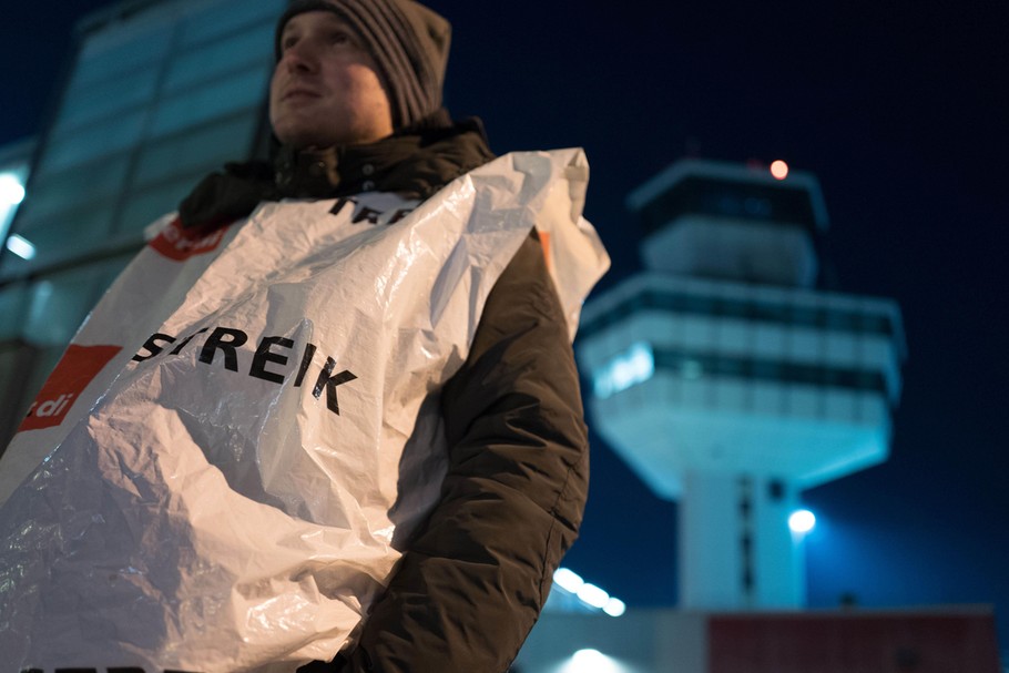 Strajk na lotnisku w berlinie