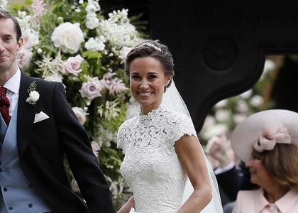 Pippa Middleton w przepięknej sukni ślubnej! Zobaczcie jak zmieniła się  moda od czasu księżnej Diany. - Moda - Newsweek.pl