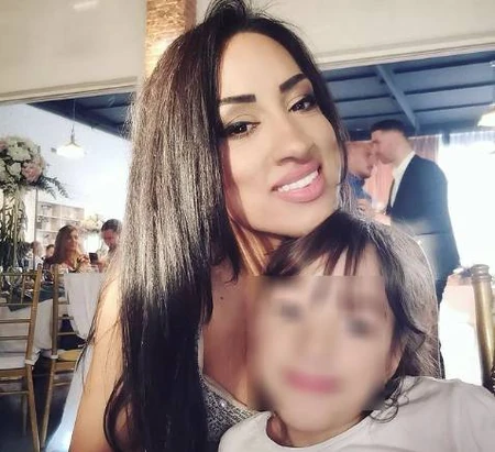 Zejna sa ćerkom