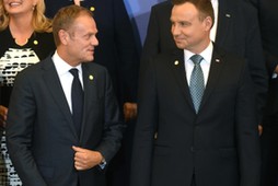 Andrzej Duda Donald Tusk polityka PiS Prawo i Sprawiedliwość Unia Europejska