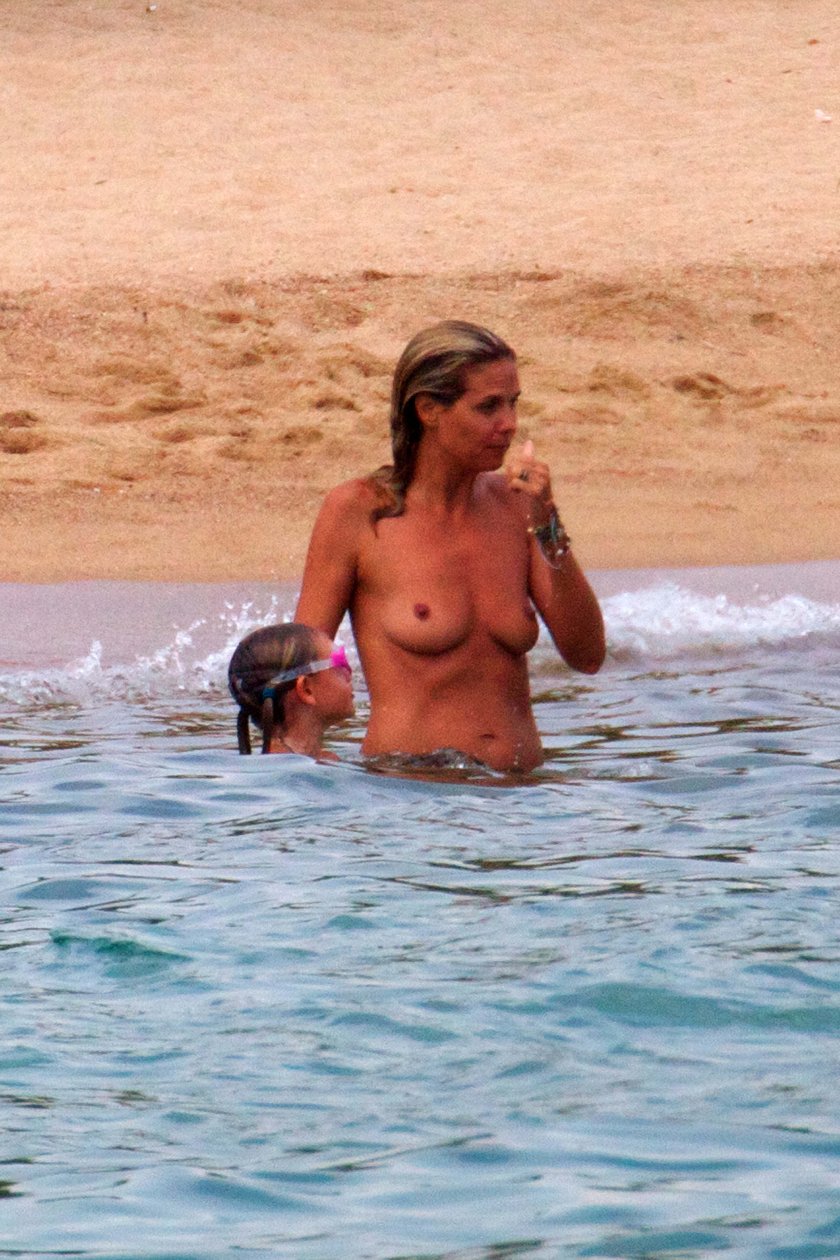 Heidi Klum topless