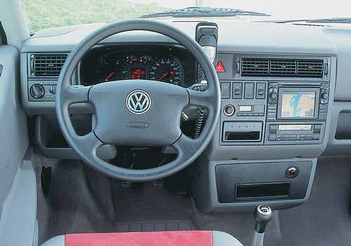 Volkswagen Multivan 2.5 TDI Syncro - Wszechstronny typ