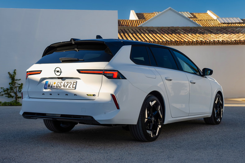 Opel Astra Sports Tourer GSe 2023