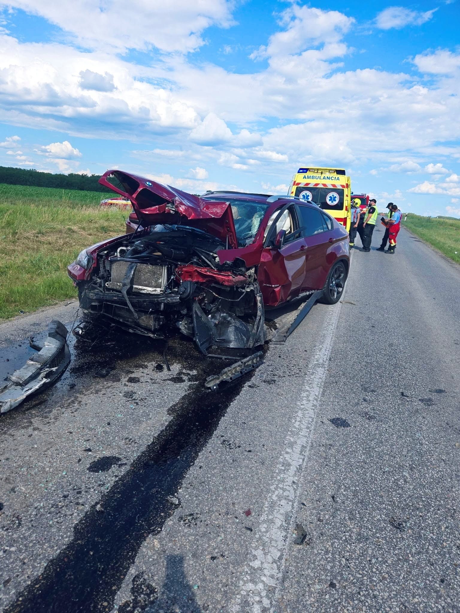 Nehoda pri obci Chotín má dve obete. 