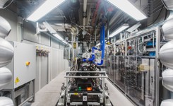 Koncern motoryzacyjny PSA inwestuje w Polsce i obiecuje pracę. Wiemy, kiedy ruszy seryjna produkcja