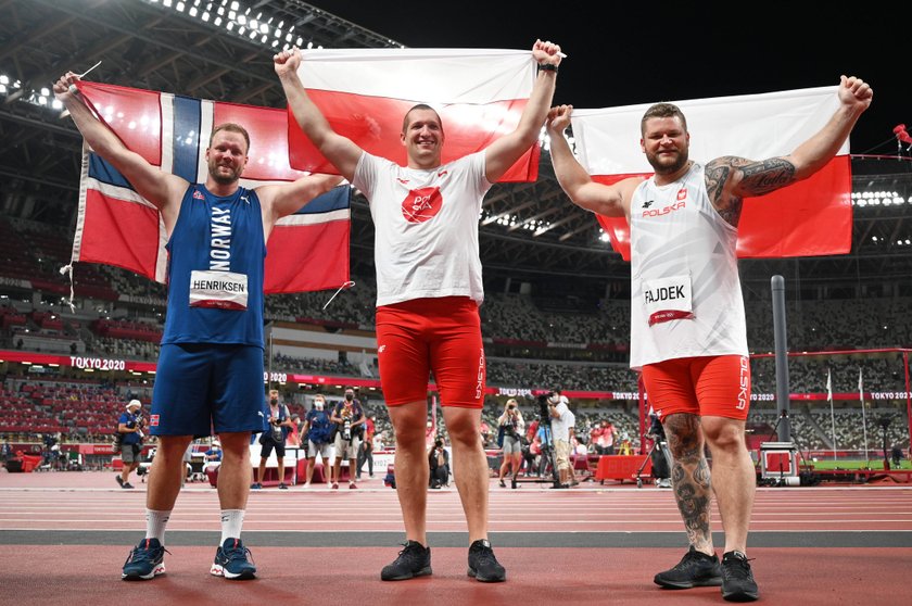 Aż trudno uwierzyć, że aż dziewięć lat nasz młociarz musiał czekać na olimpijski medal.