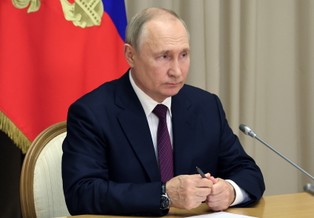 "Ciągłe zafiksowanie Putina na etnicznym pochodzeniu" Zełenskiego. Ambasada Ukrainy: Świat powinien potępić antysemickie wypowiedzi