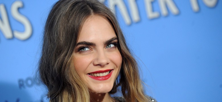 Rozstania nie było? Cara Delevingne i St. Vincent razem na premierze "Papierowych miast"