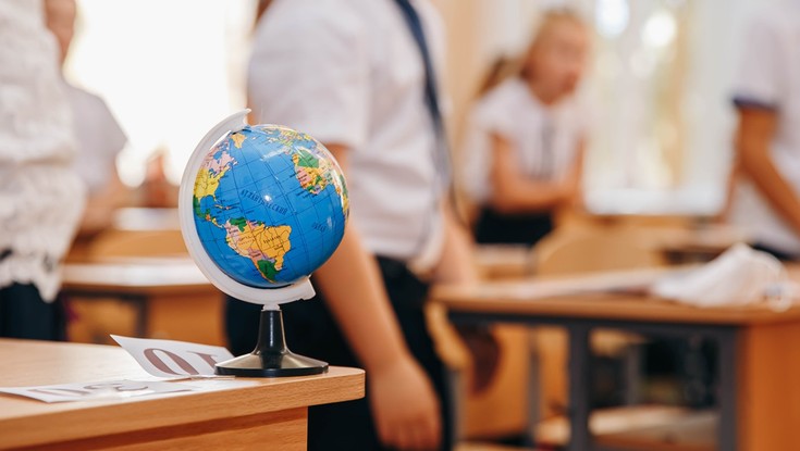 „Reformę edukacji zaczynamy od końca”. Co naprawdę nie działa w polskiej szkole? [WYWIAD]