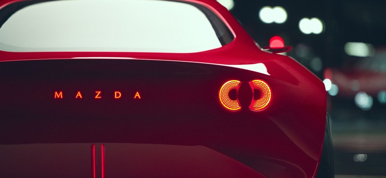 Nowa Mazda ratuje silnik spalinowy. Japońska rewolucja wjeżdża na drogi