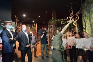 Czarnek i Kurtyka zainaugurowali program 'Leśna szkoła z klimatem'