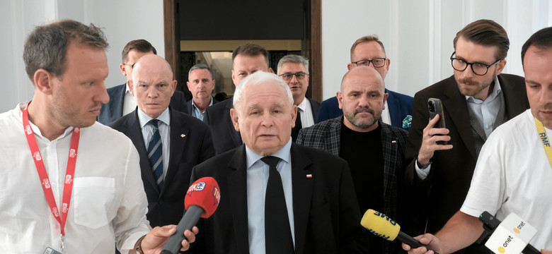 Kaczyński szykuje wielkie porządki w PiS. Ucierpią Szydło i Macierewicz