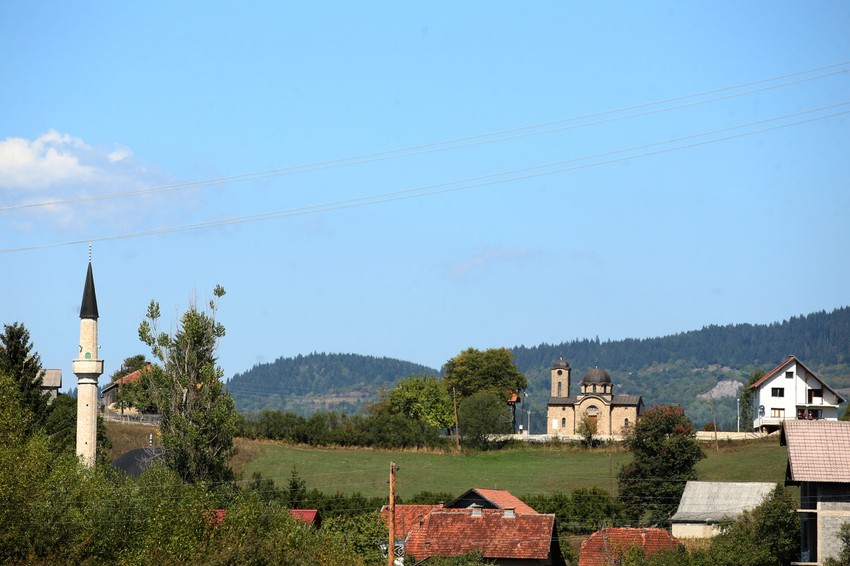 Selo Knežina u opštini Sokolac