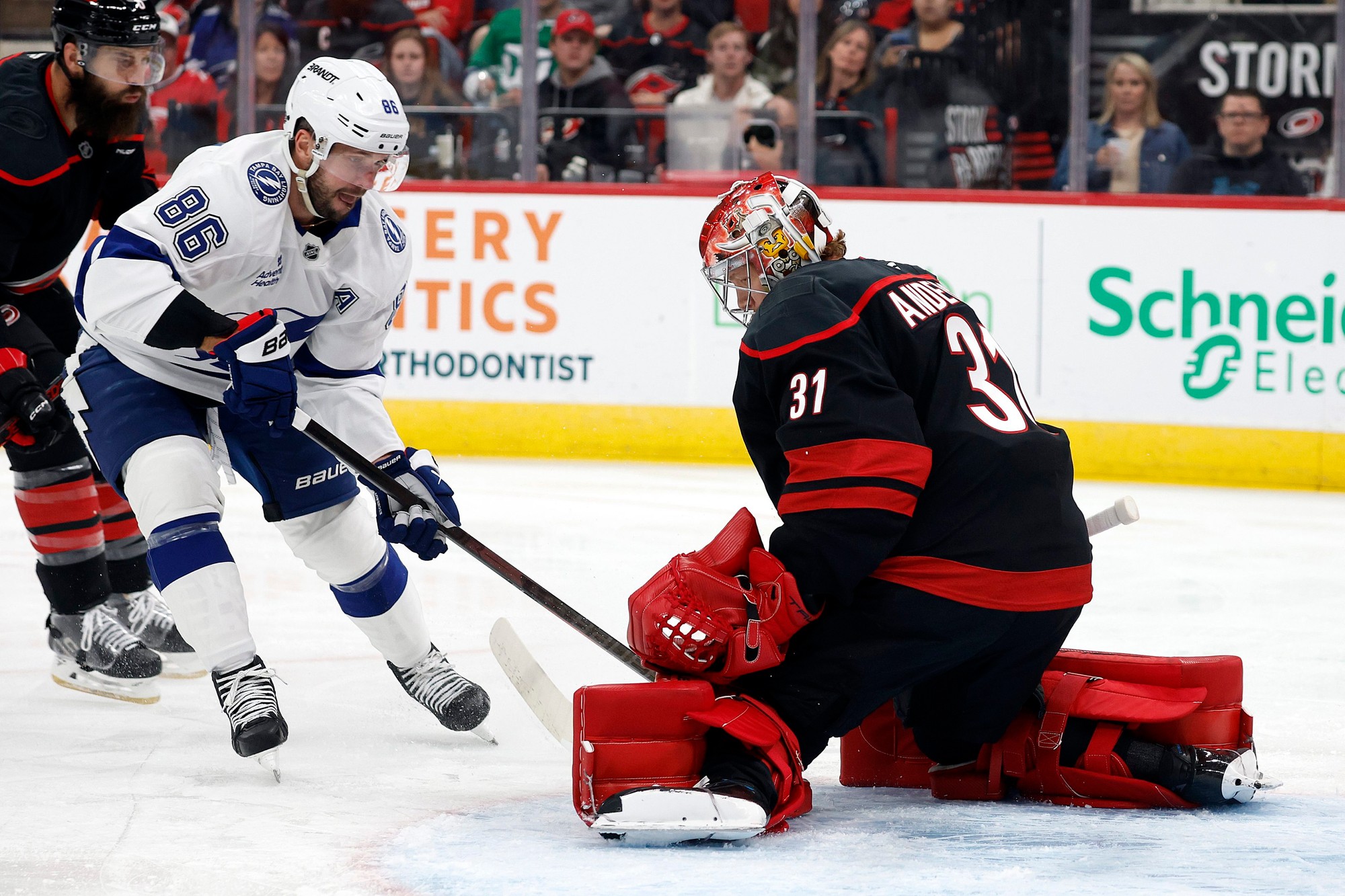 Zápas NHL: Carolina Hurricanes - Tampa Bay Lightning.