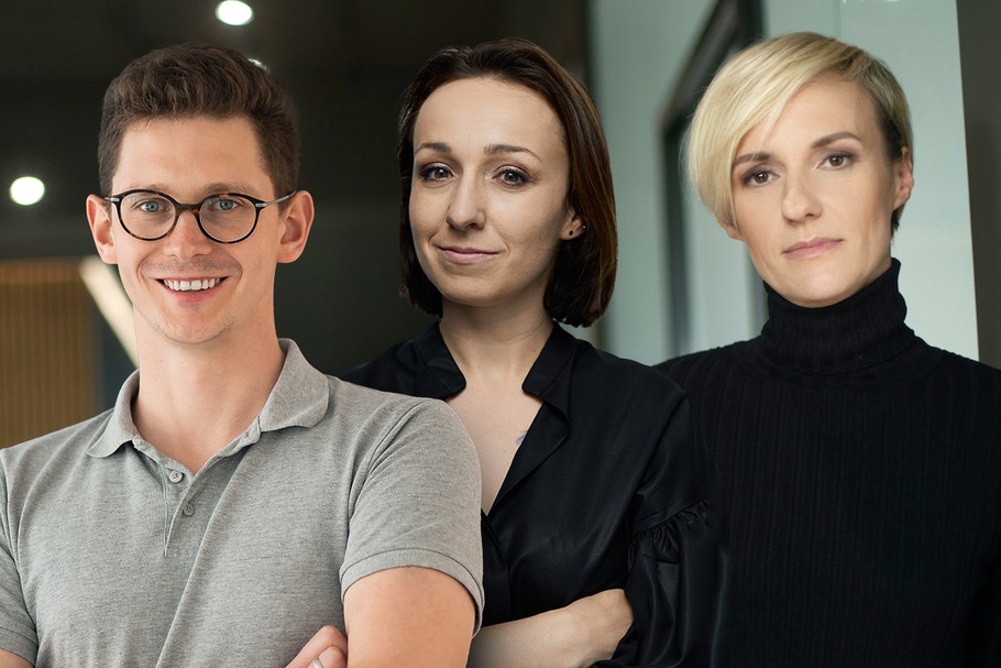 Od lewej: Damian Strzelczyk, Co-Founder i członek zarządu Tutlo, Monika Synoradzka, CEO Huge Thing oraz Magdalena Surowiec, managing partner w funduszu Unfold.vc