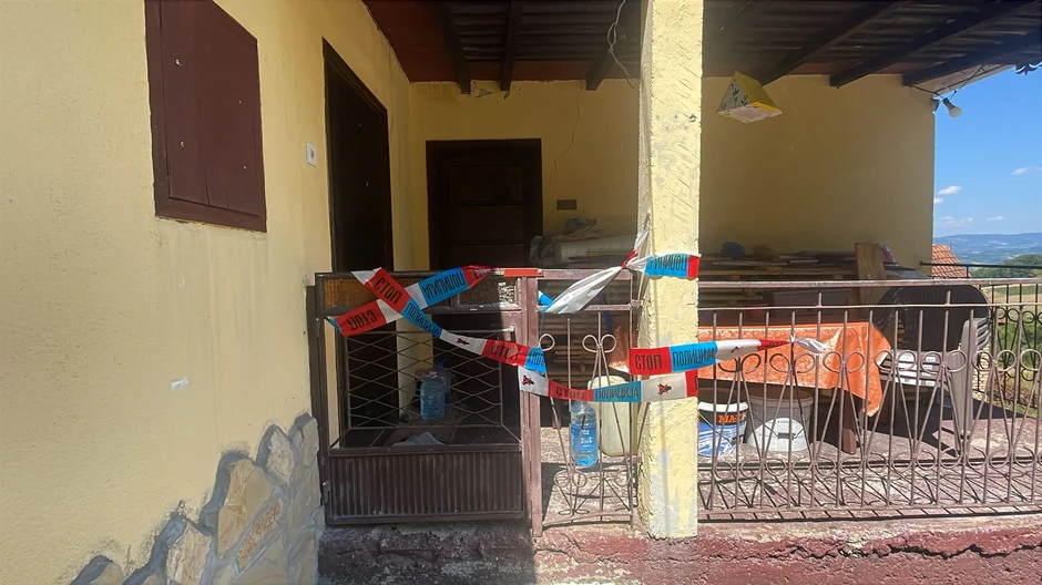 Kuća u kojoj su ubijeni žena i dete