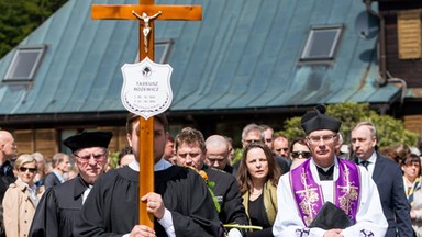 Tadeusz Różewicz spoczął na cmentarzu w Karpaczu