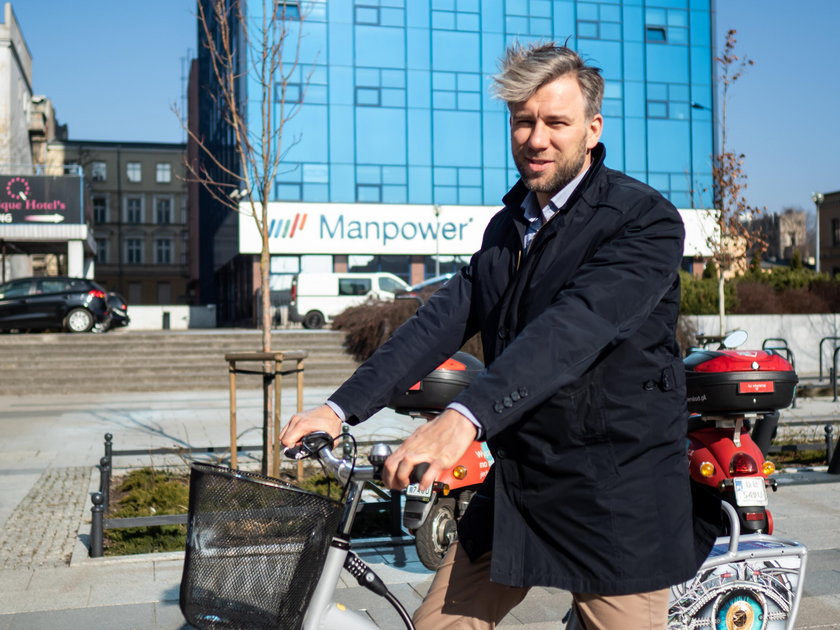 Łódź. Idzie wiosna- przesiądź się na rower miejski!