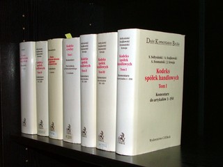 Za kredyt w złotych ponad 7 proc.