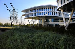 Business Garden: Zobacz nietuzinkowy biurowiec w Warszawie [ZDJĘCIA]