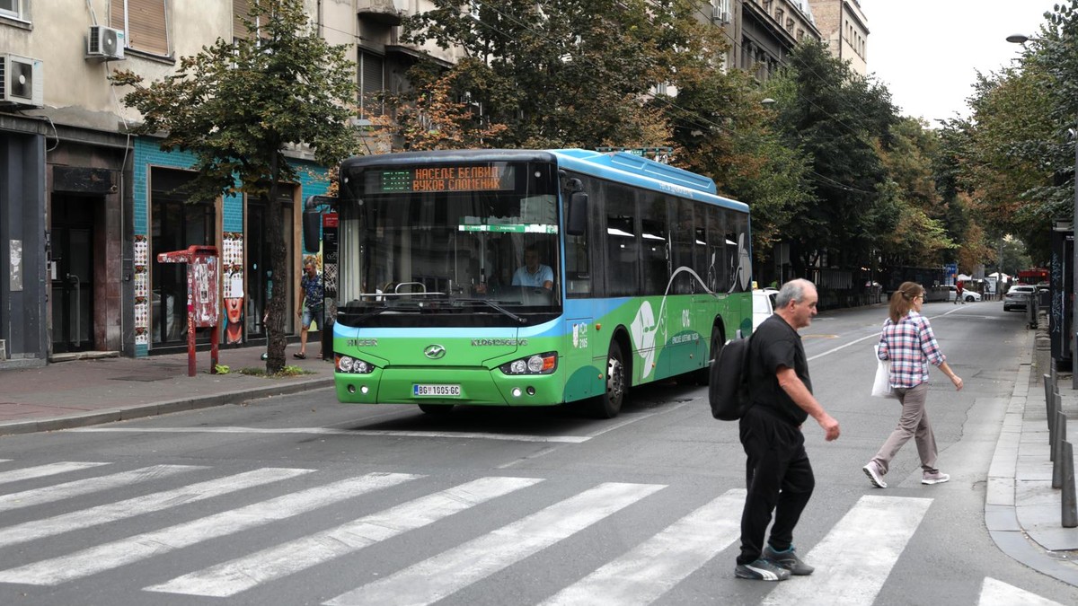 Autobusi