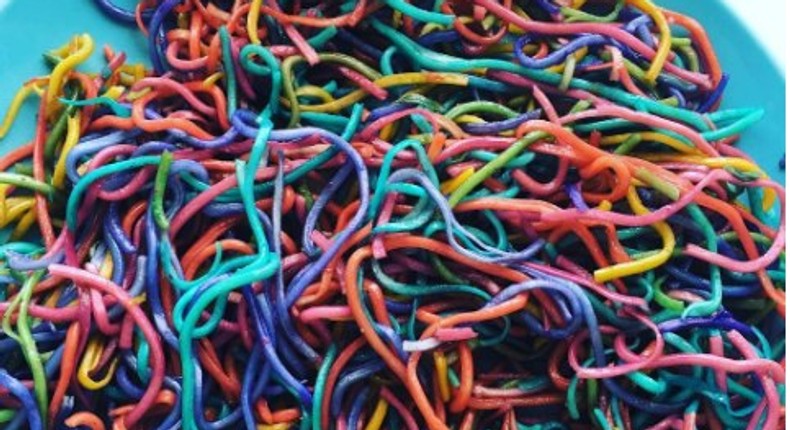 Multicolour spaghetti