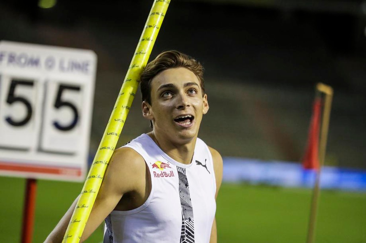 Первым будет стартовать спортсмен не из швеции. Спортсмены Швеции.