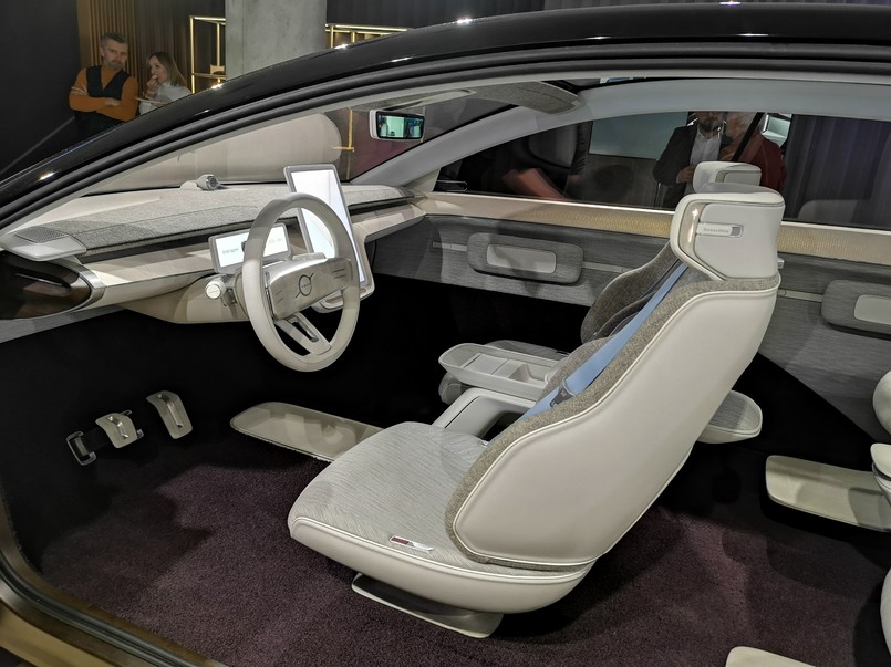 Volvo Concept Recharge