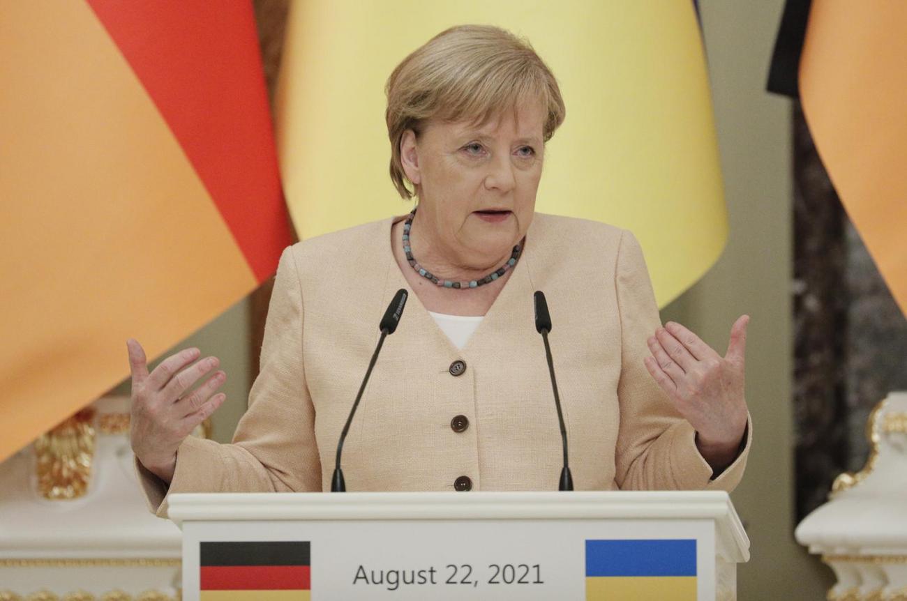 Merkel u Kijevu saopštila namere Nemačke: &#34;Zemlja je posvećena da pomogne Ukrajini&#34;