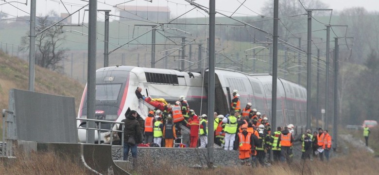 We Francji wykoleił się pociąg TGV. 21 osób zostało rannych