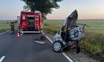 Strażacy aż odwrócili wzrok. Widok był koszmarny. Auto rozpadło się na dwie części. W jednej został 19-latek