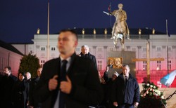 Polacy nie chcą miesięcznic smoleńskich. "Po co przekonywać już przekonanych?"