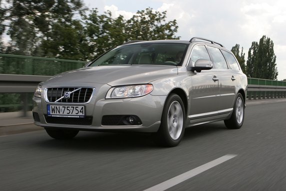 Volvo V70 III - lata produkcji 2007-16, cena 30-40 tys. zł